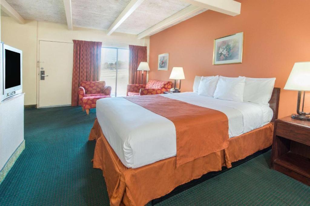 Haven Inn & Suites St Louis Hazelwood - Airport North Extérieur photo