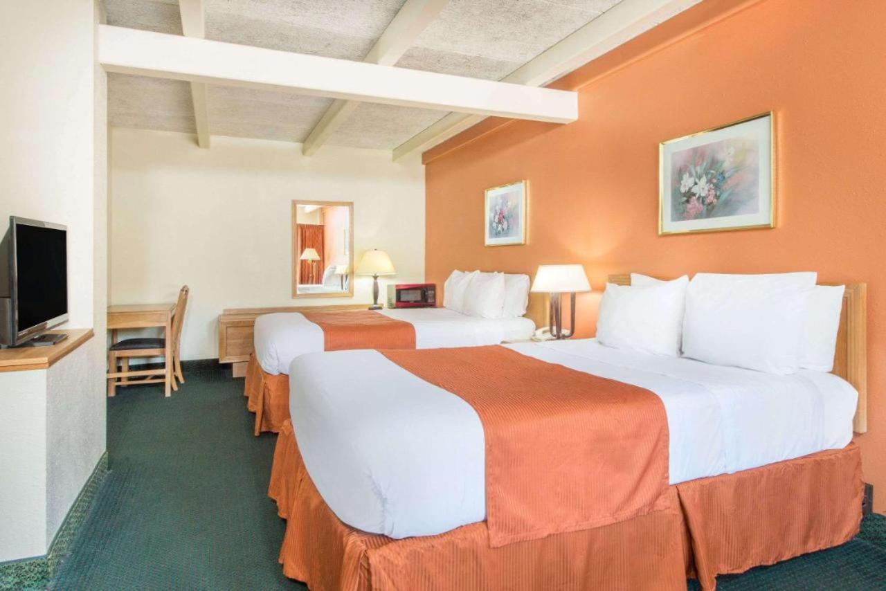 Haven Inn & Suites St Louis Hazelwood - Airport North Extérieur photo